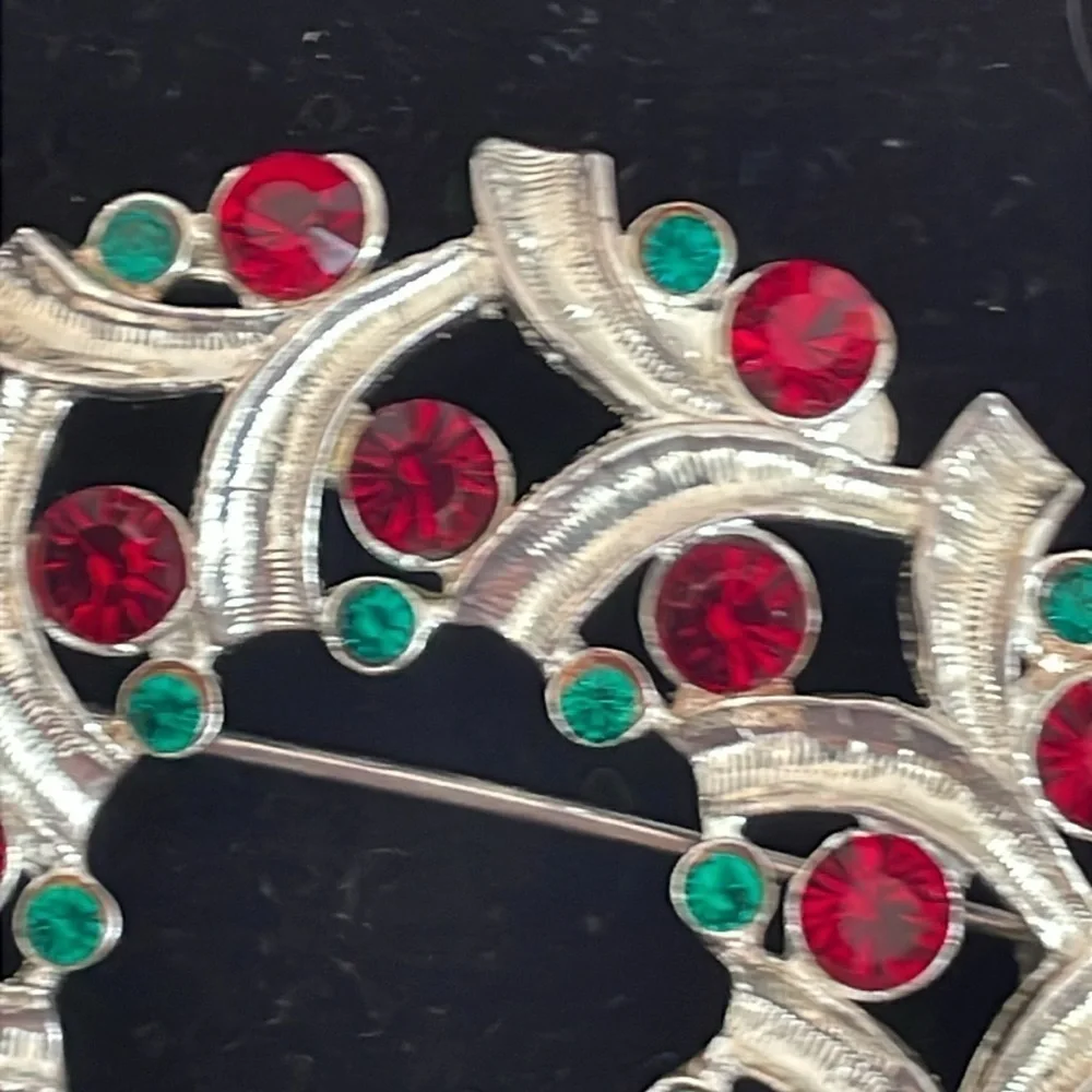 Vintage Eisenberg Ice Elegant Gold and Red Brooch